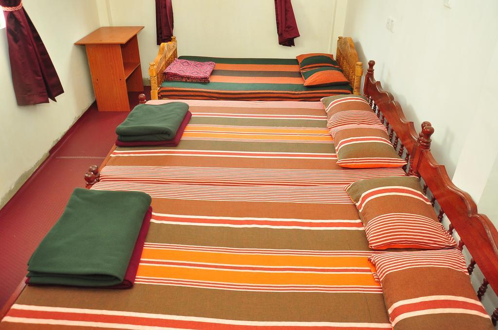 Akiko Rest Hotel นูวาราเอลิยา ภายนอก รูปภาพ